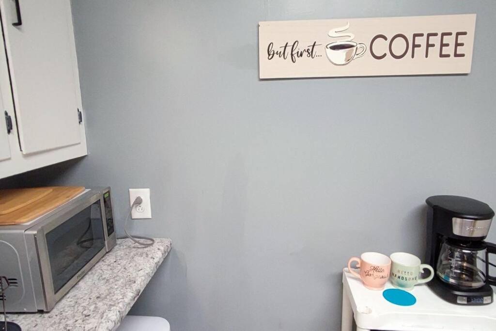 Entire #2/minutes To Downtown Appartement